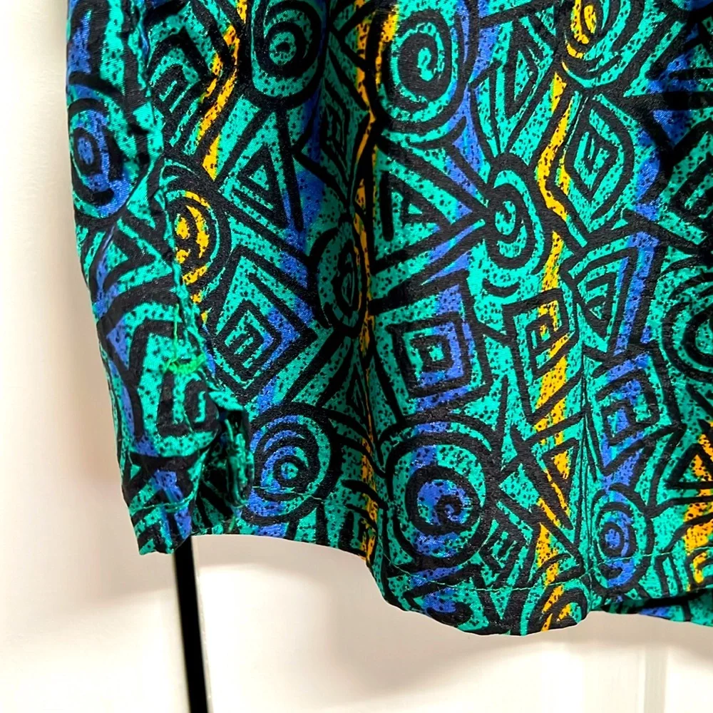 M Sport Multi Color Spiral Print Trunk Swim Shorts Size XL